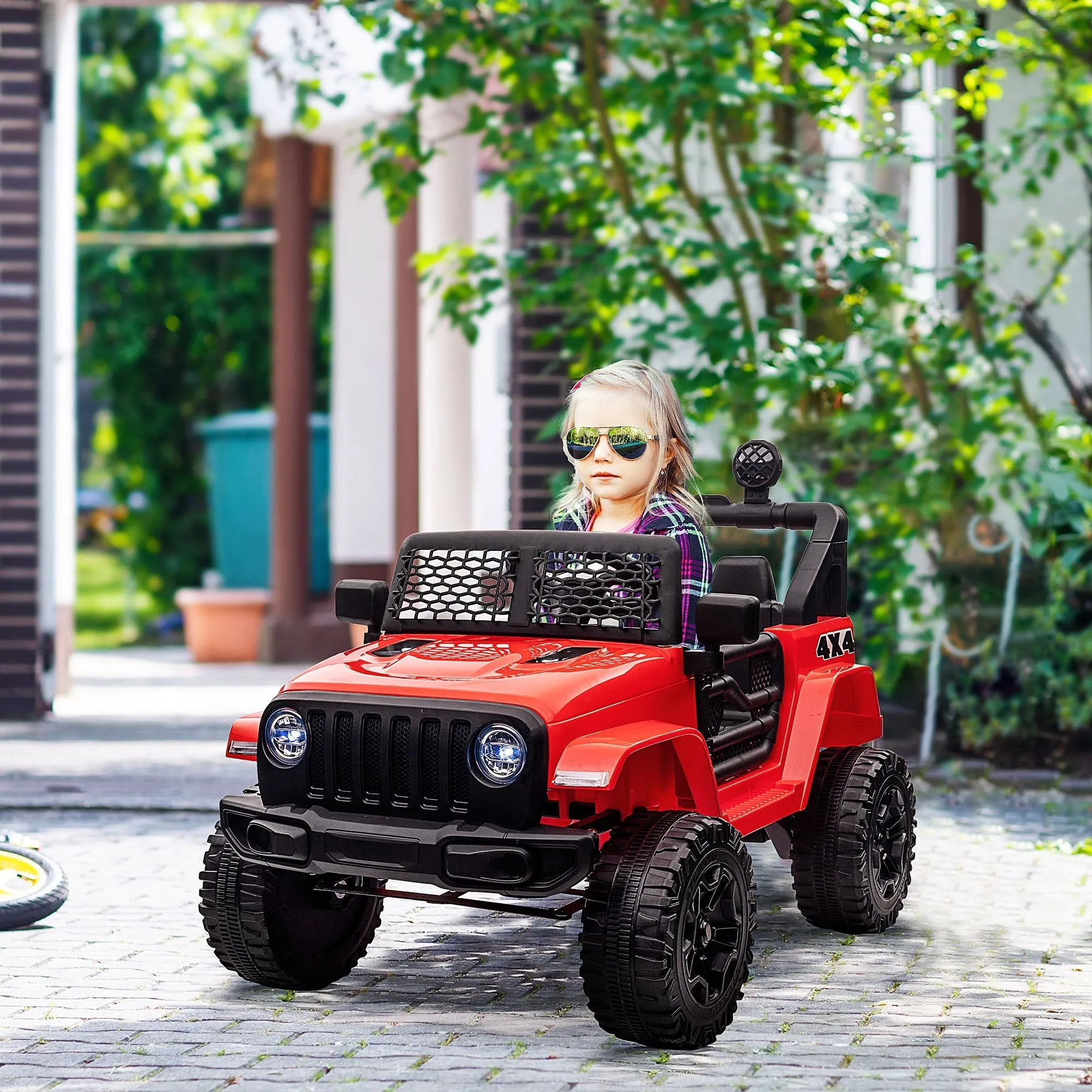 12V Battery-powered 2 Motors Kids Electric Ride On Car Truck Off-road Toy with Parental Remote Control Horn Lights Suspension Wheels for 3-6 Years Old Red