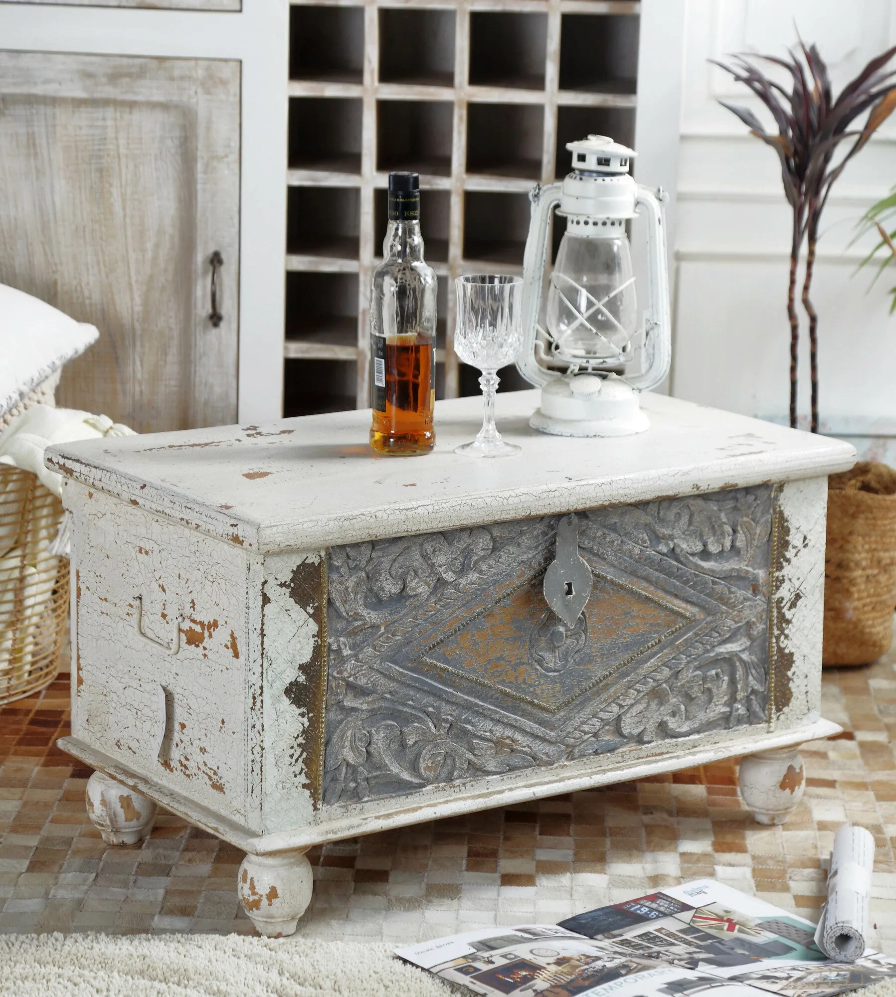 Antique White Astrid Mango Wood Trunk