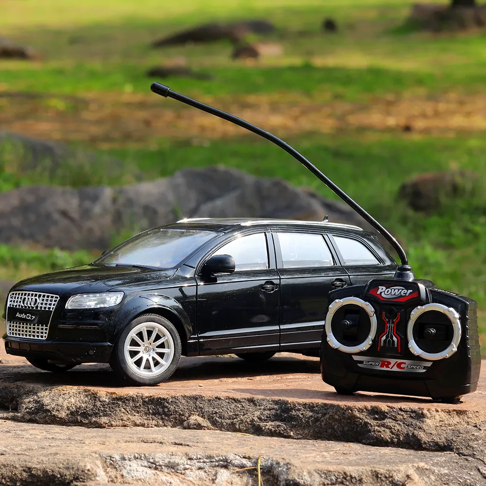 Audi Q7 Remote Control Car BIG (1:16 Scale) with Rechargeable Battery & Charger - Assorted Colours