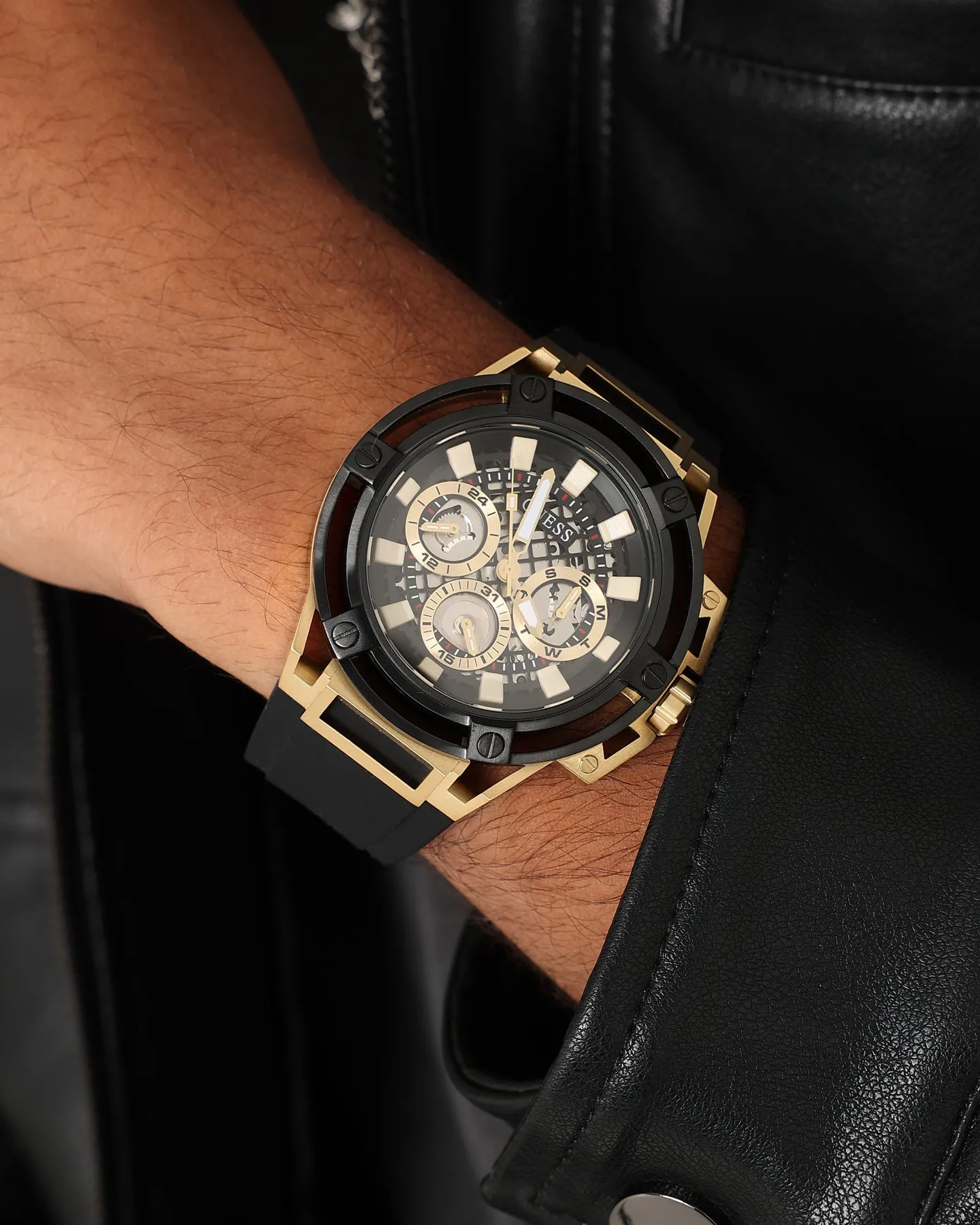 Guess Mainline Matrix Watch Black/Gold