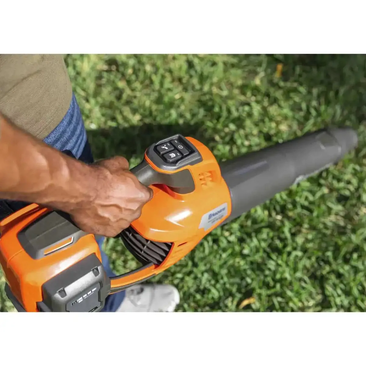 Husqvarna 350iB Leaf Blaster Blower