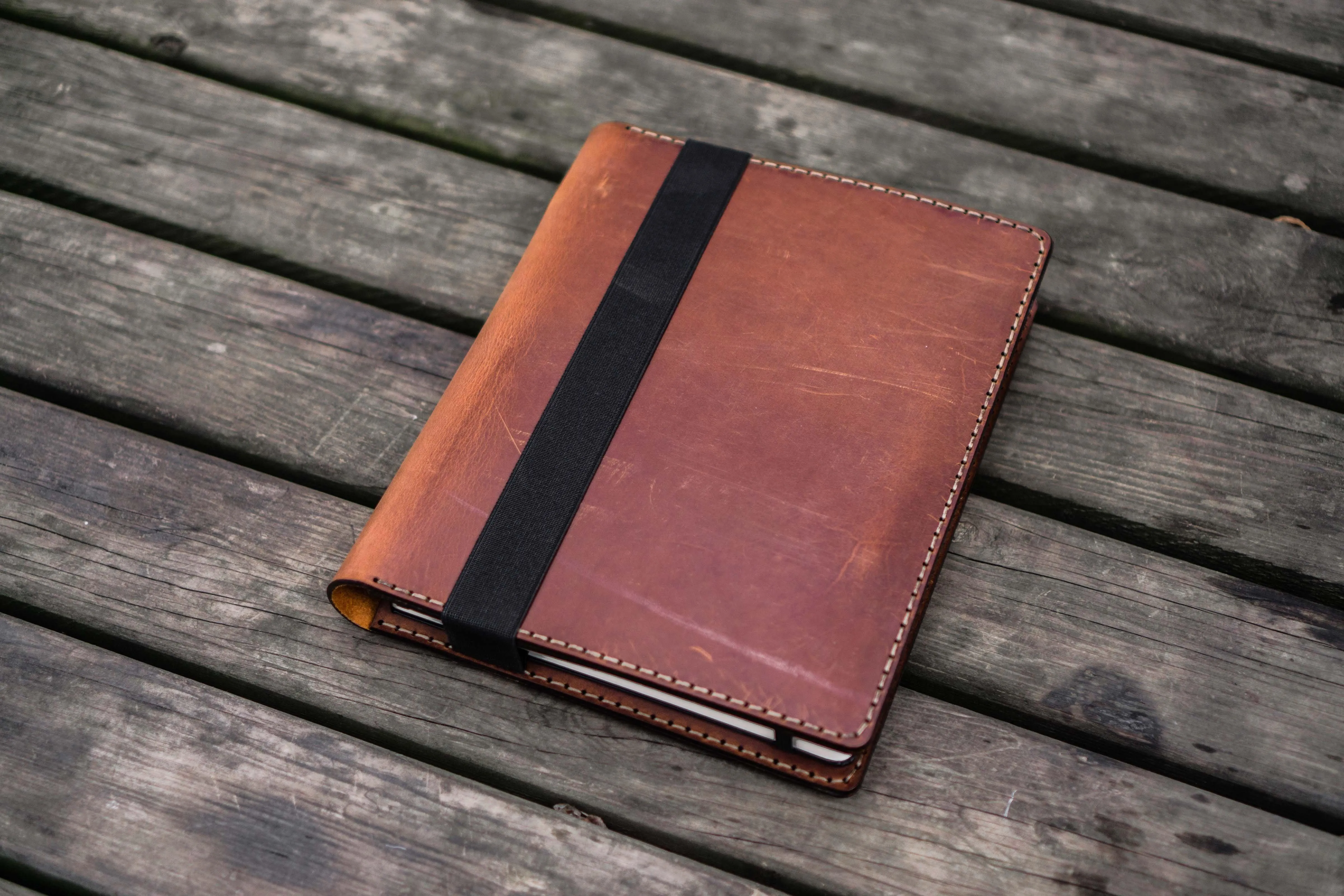 iPad Air/Pro & Extra Large Moleskine Cover - Crazy Horse Tan