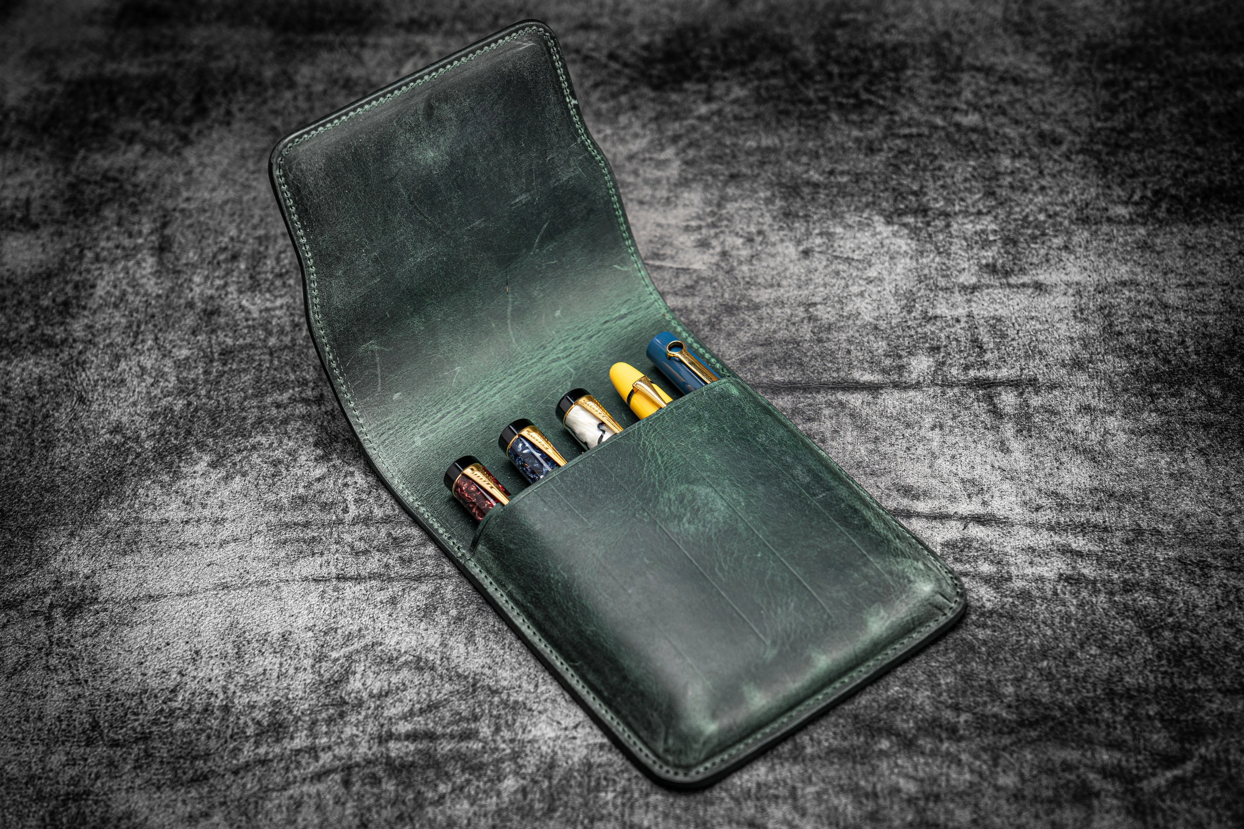 Leather Flap Pen Case for Five Pens - Crazy Horse Forest Green