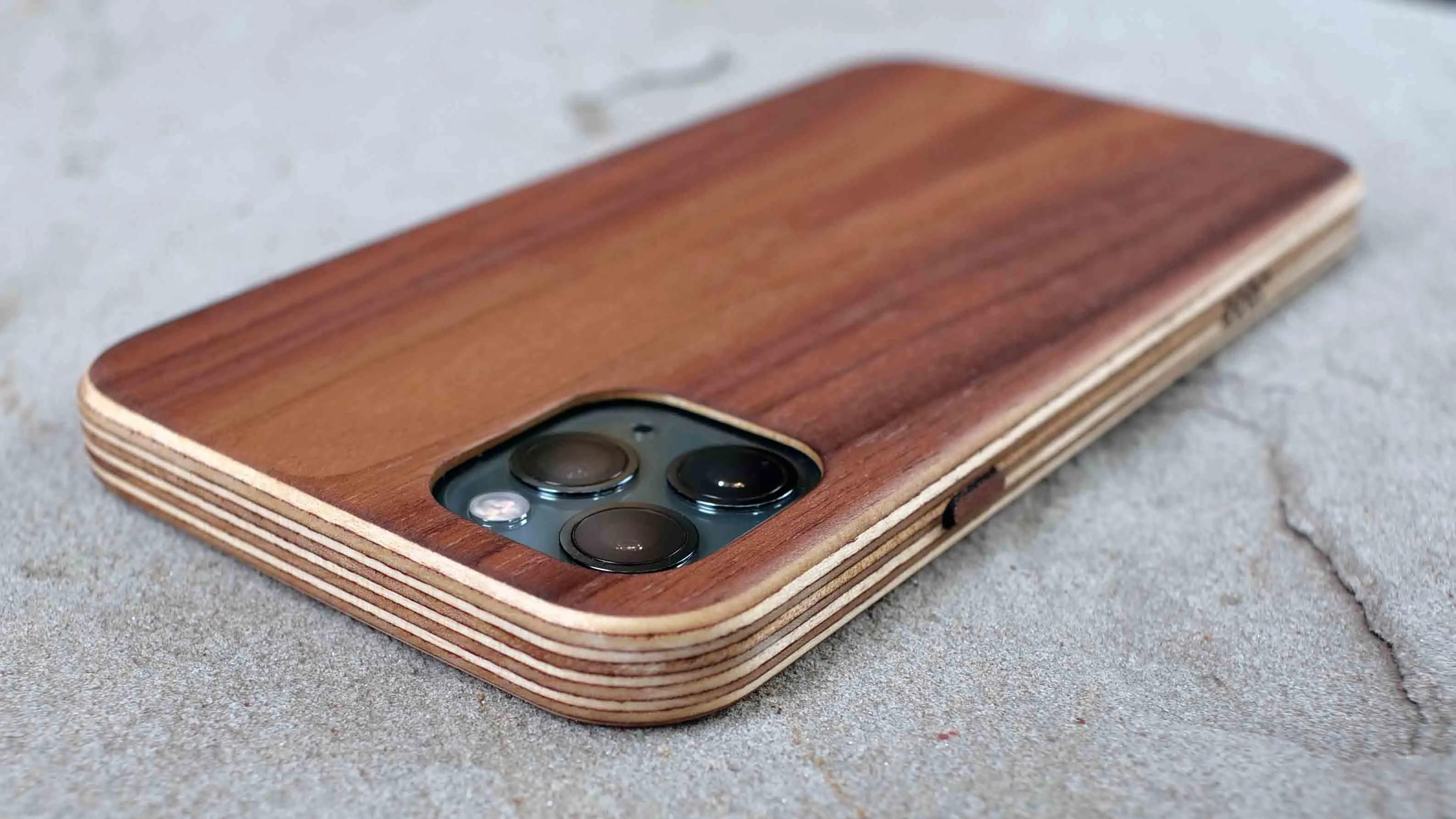 Plywood iPhone 14 Pro Case