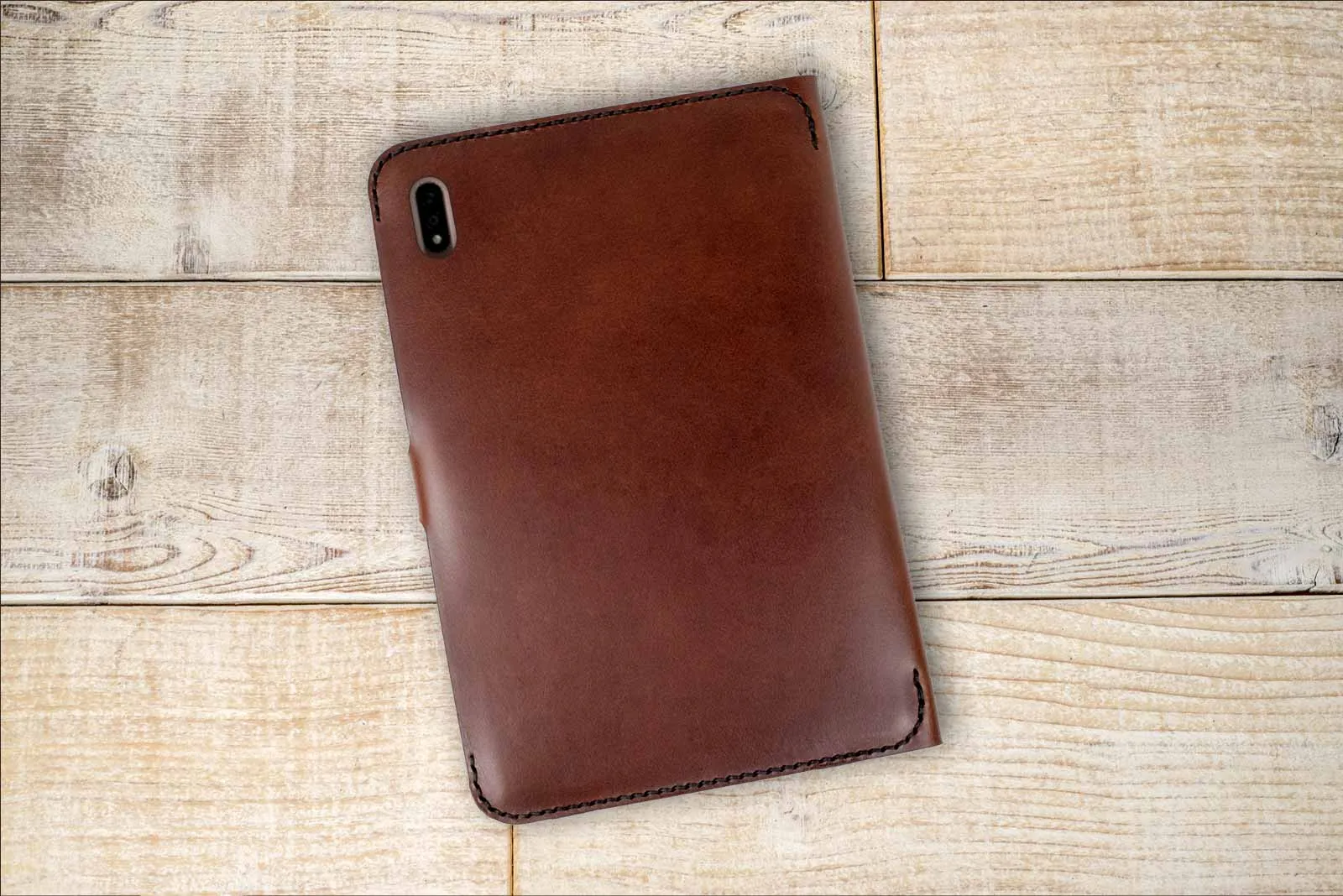 Samsung Galaxy Tab S9 or Tab S9 FE Classic Leather Cover