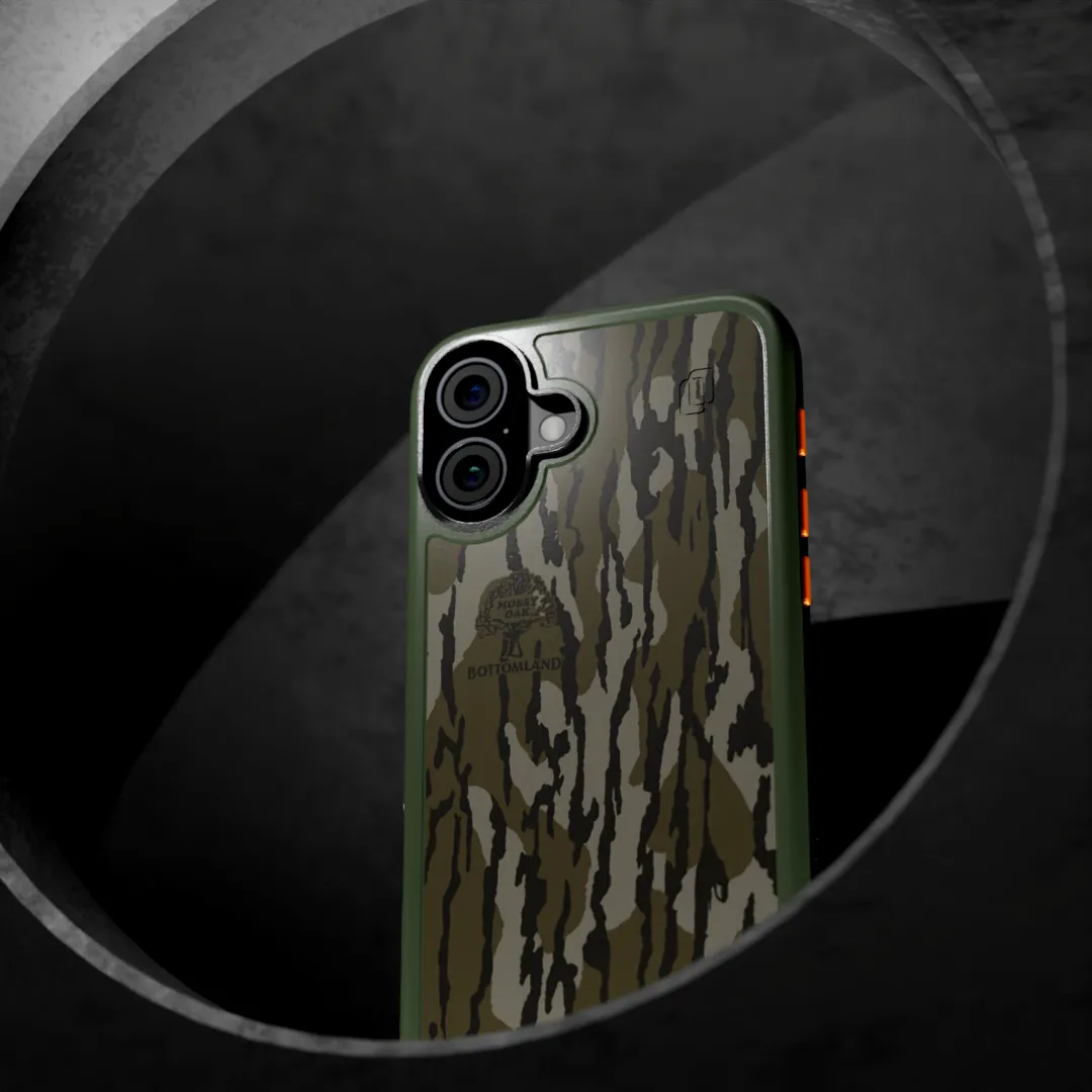 Shock-Absorbent MagSafe® Case for Apple iPhone 16 Plus | Mossy Oak | Bottom Lands | Fortitude Series